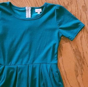 Teal amelia lularoe with pockets never worn